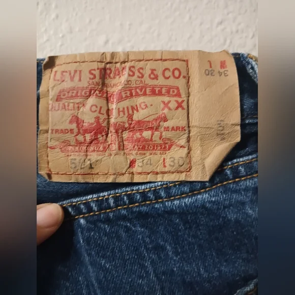 Levi's Classic Straight Blue Jeans - Picture 8 of 10